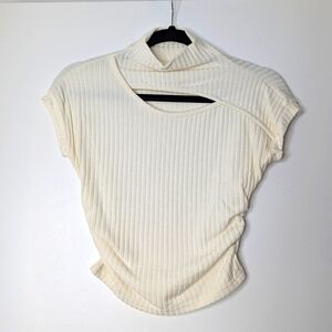 NWOT Ribbed Ivory Keyhole Top